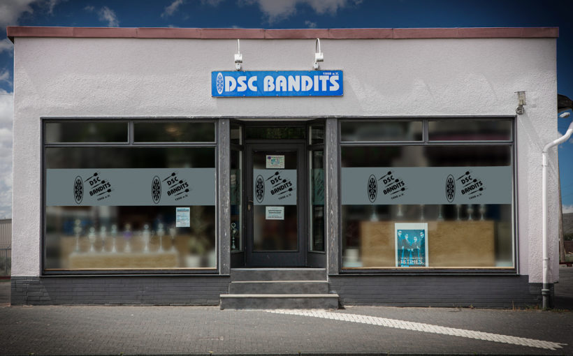 (c) Dsc-bandits.de